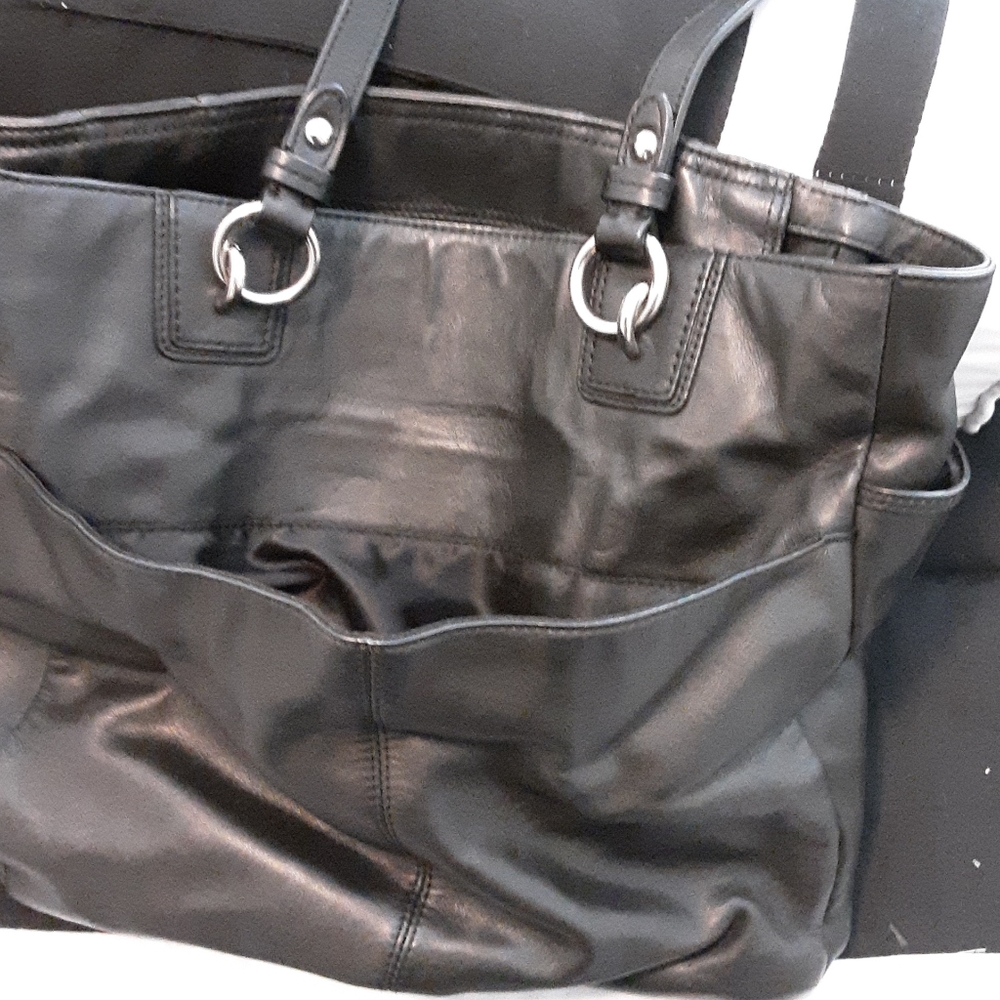Purse - Picture 4 of 4